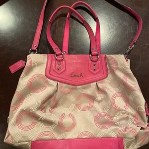 Coach bag, spotless, three sections inside